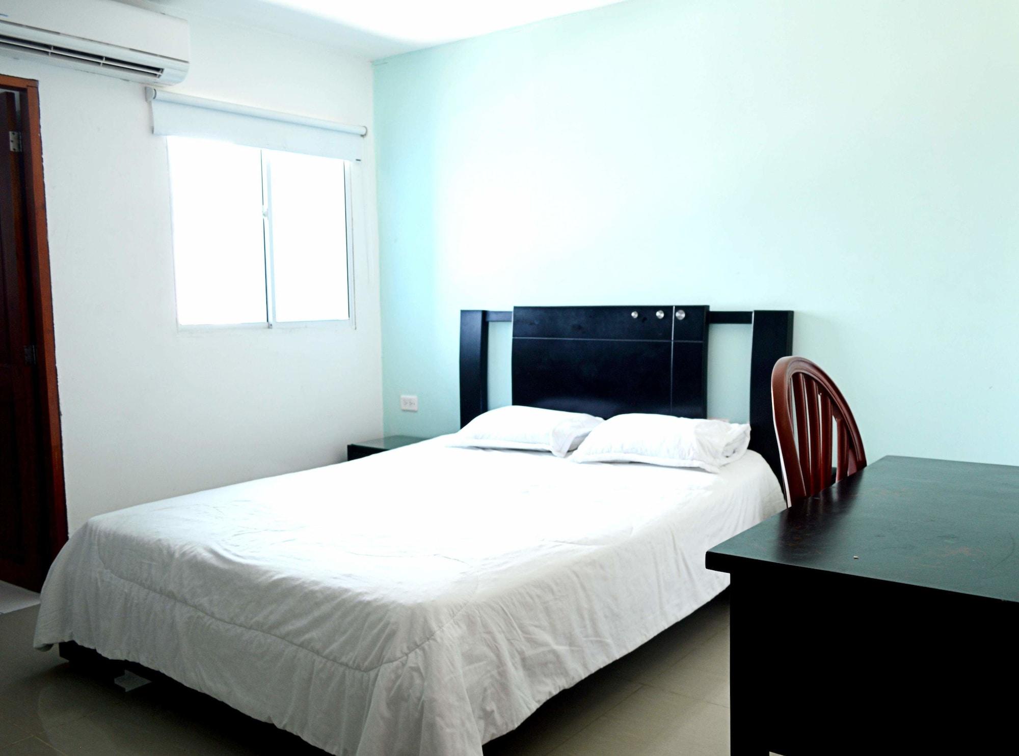Hotel Intersuites Barranquilla  Exterior photo
