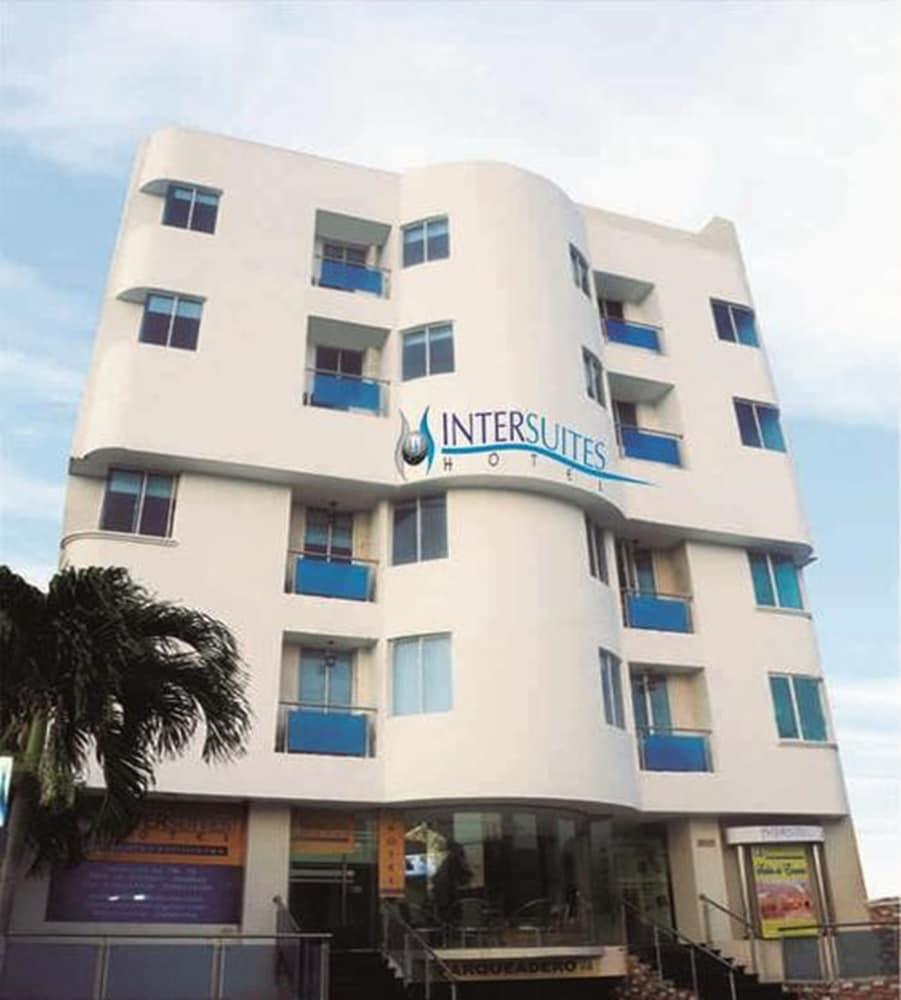 Hotel Intersuites Barranquilla  Exterior photo